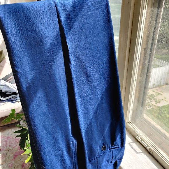 Bar III Cobalt Blue 2-piece Suit, Slim Fit, 40L - Picture 5 of 7